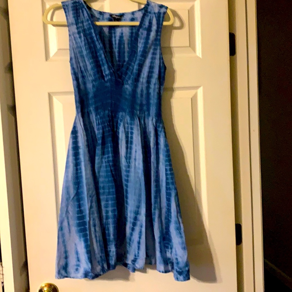 Cute lightweight summer dress!!